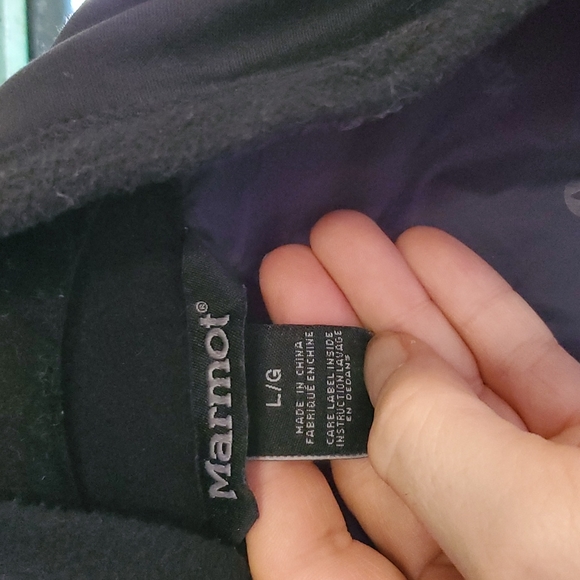 Marmot jacket size large - Picture 3 of 7